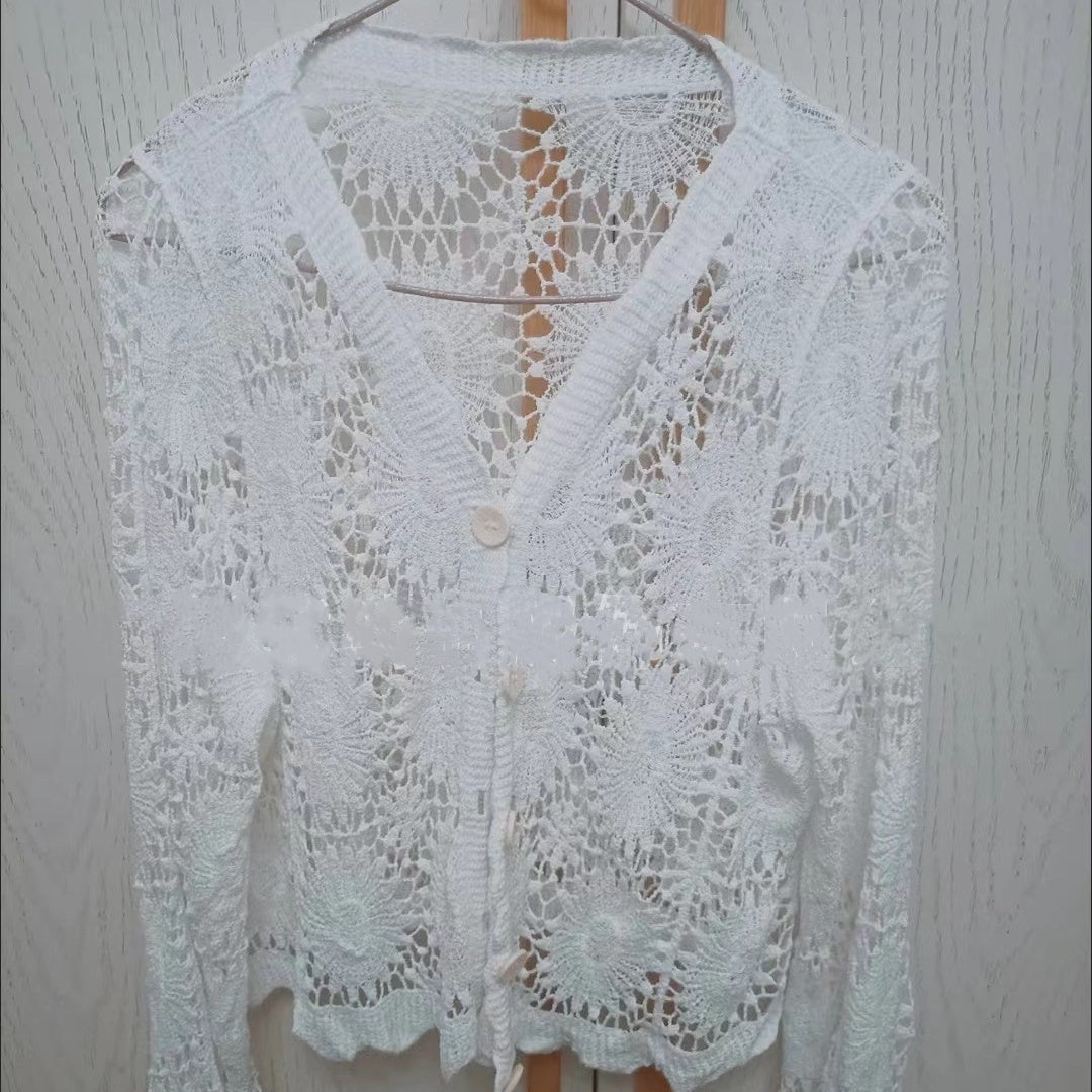 Elegance trifft Komfort: Leichte Spitze für jeden Tag🌸Damen Spitze V-Ausschnitt Langarm Top