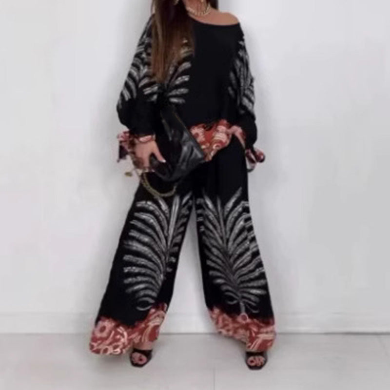 Elegantes bedrucktes Damen-Set aus Oberteil und weiter Hose im Ethno-Stil